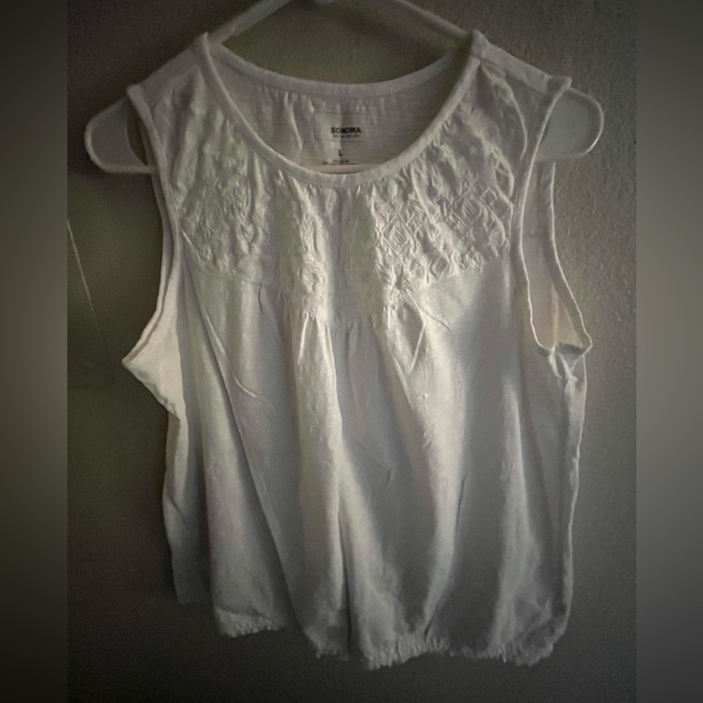 White Sonoma white cotton shirt. No stains, like new